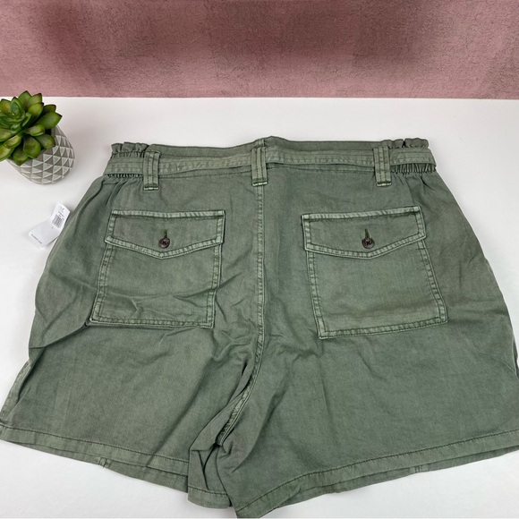 Old Navy Green Shorts New With Tag Belt Tie Women Size Large Casual Comfort - Picture 6 of 6